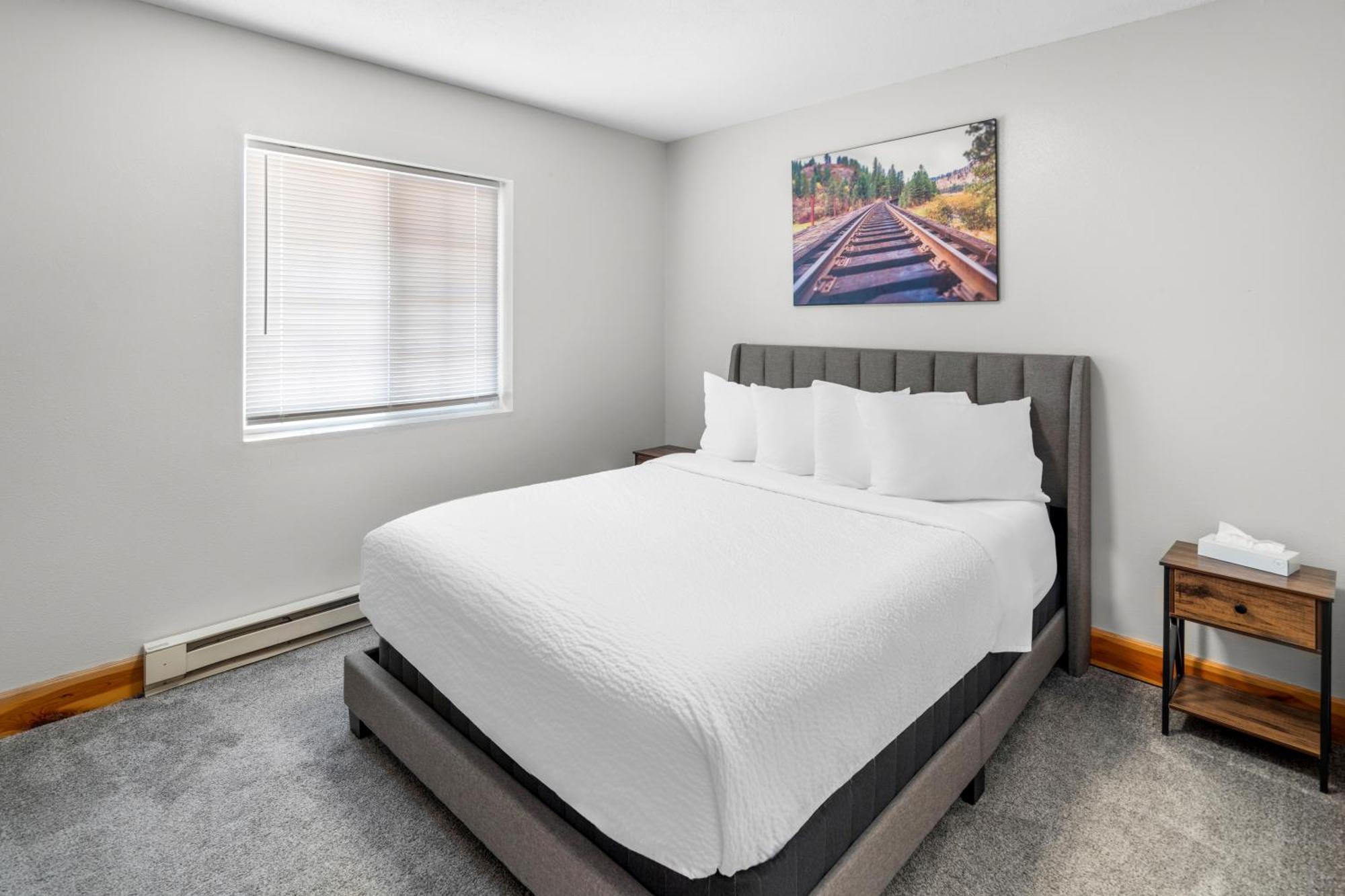 Everspring Inn & Suites Hill City Ngoại thất bức ảnh