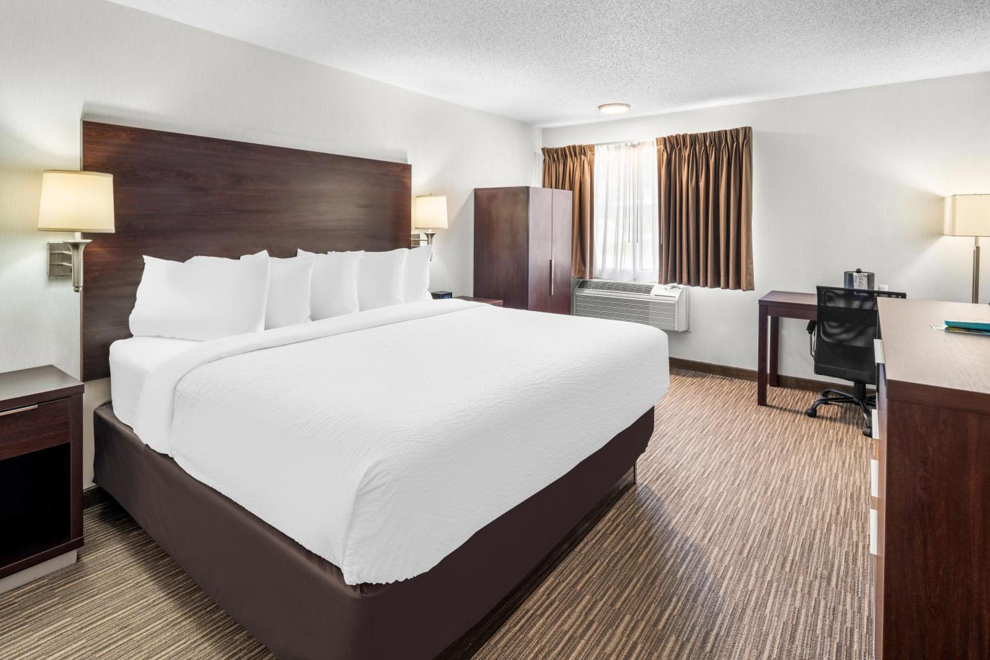 Everspring Inn & Suites Hill City Ngoại thất bức ảnh