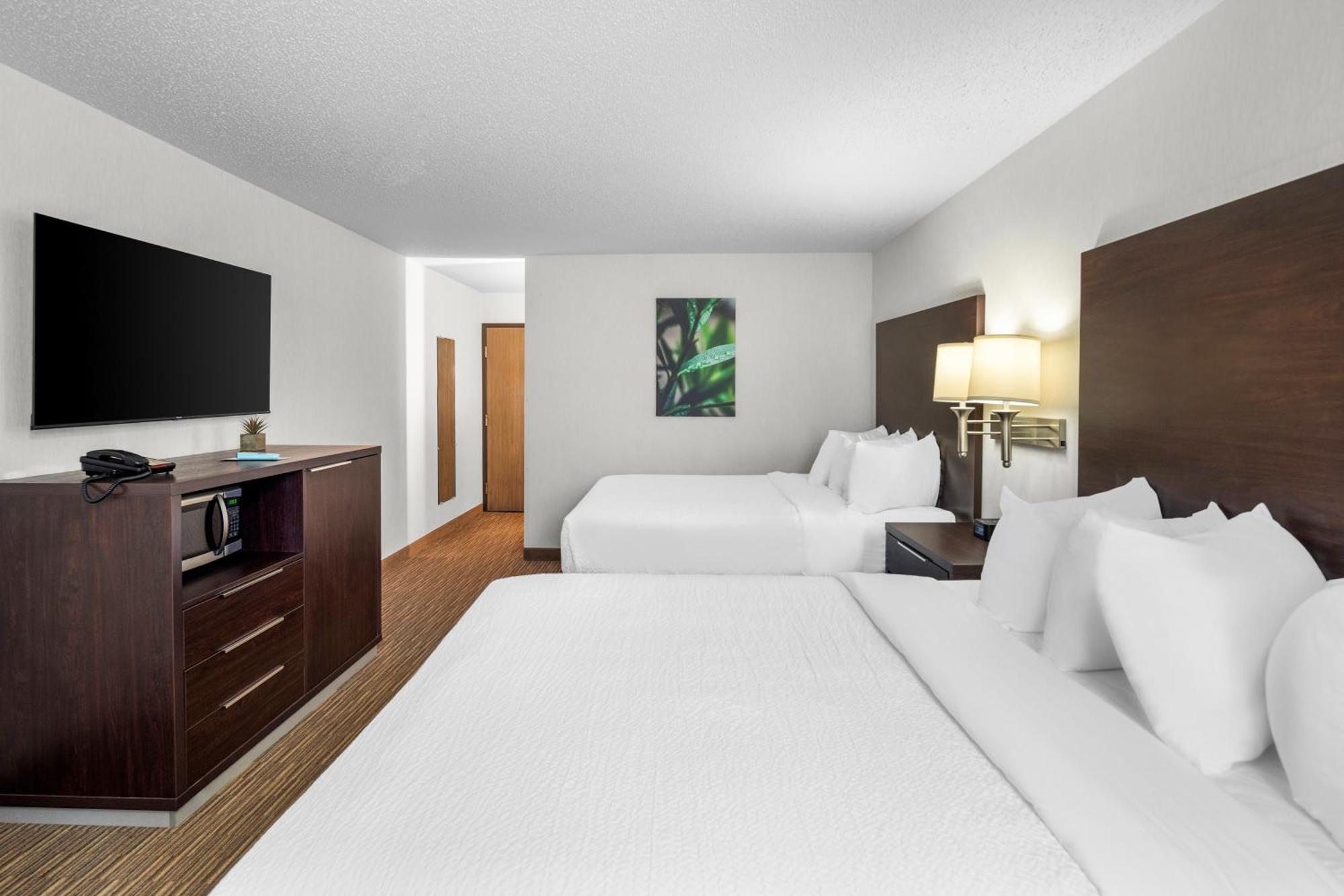 Everspring Inn & Suites Hill City Ngoại thất bức ảnh
